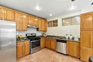 230 Rhine St, San Francisco, CA 94112 - Photo 5