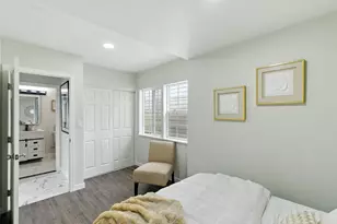 230 Rhine St, San Francisco, CA 94112 - Photo 17