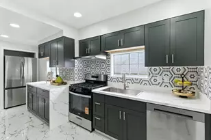 230 Rhine St, San Francisco, CA 94112 - Photo 13