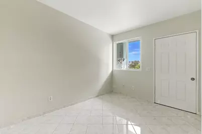 230 Rhine St, San Francisco, CA 94112 - Photo 27