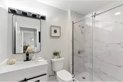 230 Rhine St, San Francisco, CA 94112 - Photo 15