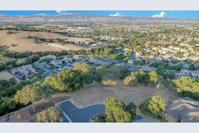 9250 Mahogany, Gilroy, CA 95020 - Photo 5