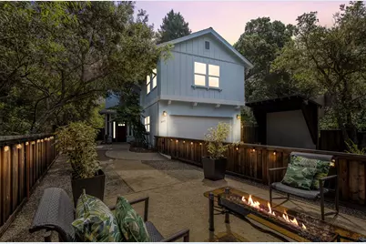 840 Seacliff Dr, Aptos, CA 95003 - Photo 1