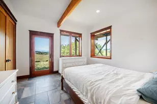 30625 Stonewall Canyon Rd, Soledad, CA 93960 - Photo 17