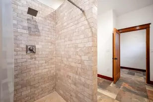 30625 Stonewall Canyon Rd, Soledad, CA 93960 - Photo 15