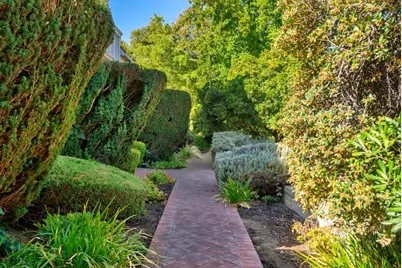 1190 Emory St, San Jose, CA 95126 - Photo 9