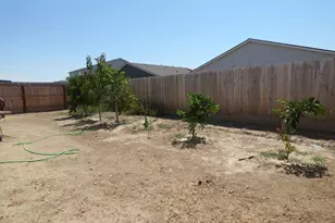 510 Perkins Rd, Madera, CA 93637 - Photo 17