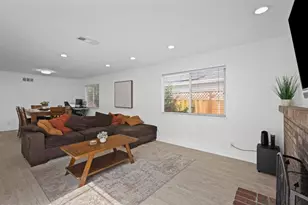 7210 Yorktown Dr, Gilroy, CA 95020 - Photo 23