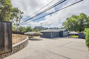 18020 Moro Rd, Salinas, CA 93907 - Photo 1