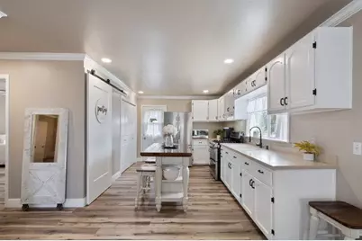 22 Heiner Rd, Watsonville, CA 95076 - Photo 13