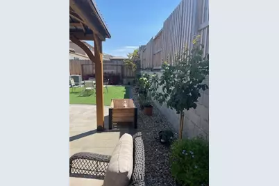 2001 Wildflower Dr, Hollister, CA 95023 - Photo 37