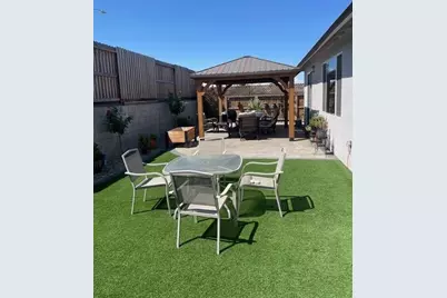 2001 Wildflower Dr, Hollister, CA 95023 - Photo 35