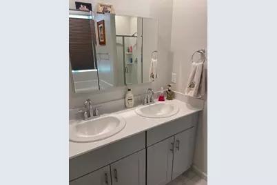 2001 Wildflower Dr, Hollister, CA 95023 - Photo 23