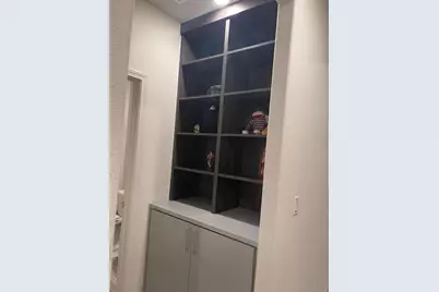 2001 Wildflower Dr, Hollister, CA 95023 - Photo 15