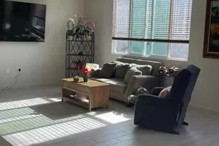 2001 Wildflower Dr, Hollister, CA 95023 - Photo 11