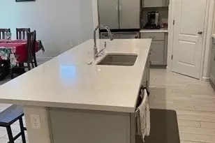 2001 Wildflower Dr, Hollister, CA 95023 - Photo 3