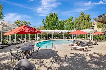 5220 Fairbanks Cmn, Fremont, CA 94555 - Photo 37