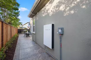 7531 Edinburgh Way, Gilroy, CA 95020 - Photo 37