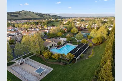 7531 Edinburgh Way, Gilroy, CA 95020 - Photo 47