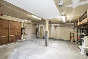 572 Groth Dr, San Jose, CA 95111 - Photo 17