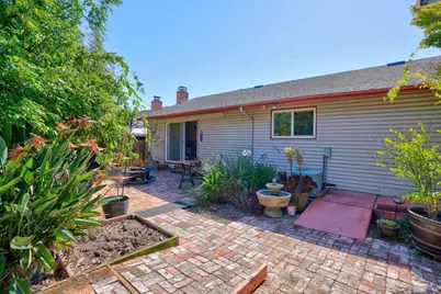 1412 Lassen St, Vallejo, CA 94591 - Photo 27