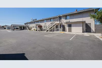 6 S Wood St, Salinas, CA 93905 - Photo 3