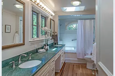 129 Hillside Dr, Woodside, CA 94062 - Photo 11