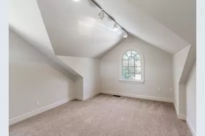 129 Hillside Dr, Woodside, CA 94062 - Photo 15