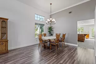 961 Alder St, Hollister, CA 95023 - Photo 9