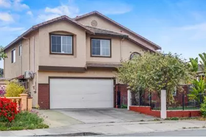 1392 New Hampshire Ct, Salinas, CA 93905 - Photo 1