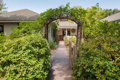 1409 Parkinson Ave, Palo Alto, CA 94301 - Photo 1