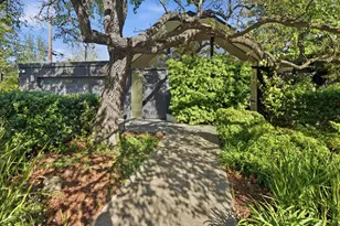 1121 Harriet St, Palo Alto, CA 94301 - Photo 3