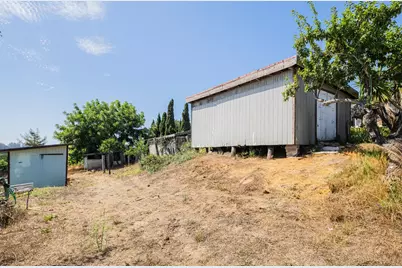 17945 Pesante Rd, Salinas, CA 93907 - Photo 13