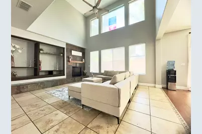 9562 E Park Dr, Elk Grove, CA 95624 - Photo 5