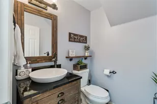 1090 Los Altos Dr, Hollister, CA 95023 - Photo 21