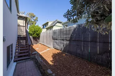 229 7th St, Pacific Grove, CA 93950 - Photo 35