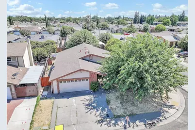 302 Lisa Ct, Stockton, CA 95210 - Photo 1