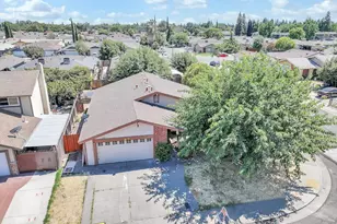 302 Lisa Ct, Stockton, CA 95210 - Photo 1