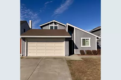 424 Brighton St, Salinas, CA 93907 - Photo 1