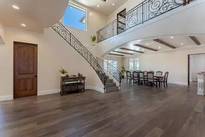 8440 Lovers Ln, Hollister, CA 95023 - Photo 17