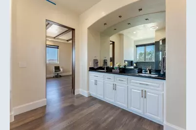 8440 Lovers Ln, Hollister, CA 95023 - Photo 33