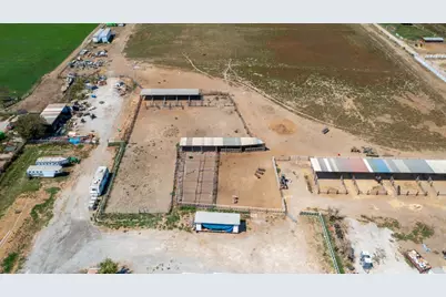 8440 Lovers Ln, Hollister, CA 95023 - Photo 85