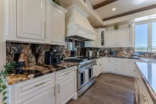 8440 Lovers Ln, Hollister, CA 95023 - Photo 13