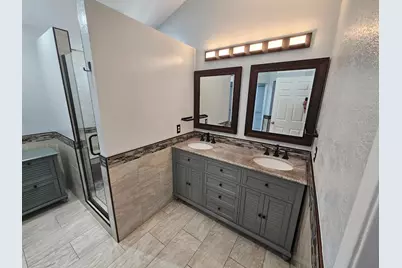 1990 Harvest Landing Ct, Tracy, CA 95376 - Photo 3