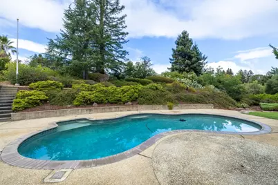 26939 Beatrice Ln, Los Altos Hills, CA 94022 - Photo 19