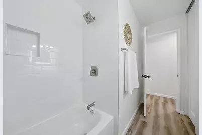 1693 Greentree Dr, Concord, CA 94521 - Photo 19