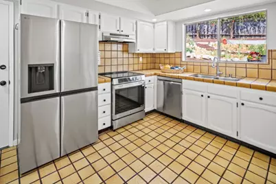 5 Stratford Pl, Monterey, CA 93940 - Photo 13