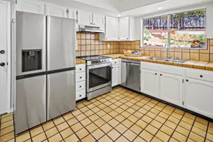 5 Stratford Pl, Monterey, CA 93940 - Photo 13