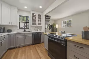 18143 Gloria Court, Los Gatos, CA 95033 - Photo 9