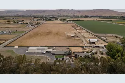 790 Shore Rd, Hollister, CA 95023 - Photo 63